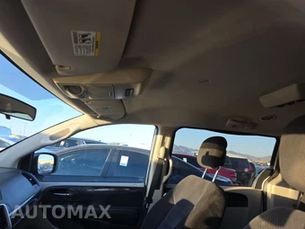 2014 Dodge Grand Caravan SXT 121.2" WB – miniatura 18