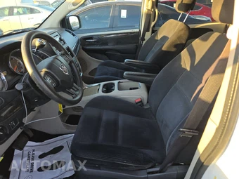 2014 Dodge Grand Caravan SXT 121.2" WB – miniatura 7