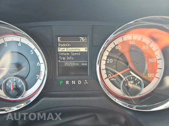 2014 Dodge Grand Caravan SXT 121.2" WB - miniatura 18