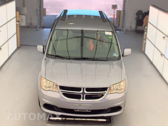 2014 Dodge Grand Caravan SXT 121.2" WB - miniatura 2