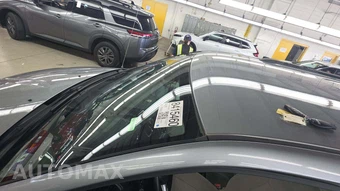 2014 Dodge Grand Caravan SXT 121.2" WB - miniatura 25