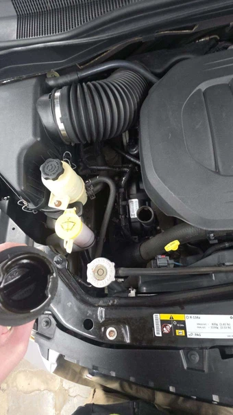 2014 Dodge Grand Caravan SXT 121.2" WB - miniatura 27