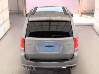 2014 Dodge Grand Caravan SXT 121.2" WB - miniatura 6