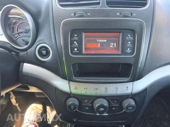 2014 Dodge Journey SXT – miniatura 10