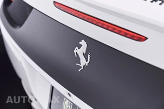2014 Ferrari 458 Spider Convertible - miniatura 42