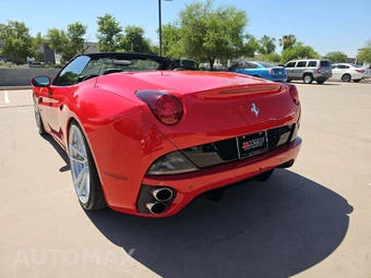 2014 Ferrari California - miniatura 2