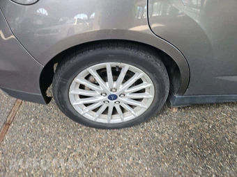2014 Ford C-MAX Hybrid SE - miniatura 23