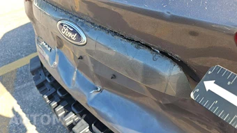 2014 Ford C-MAX Hybrid SE – miniatura 30