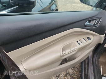 2014 Ford C-MAX Hybrid SE – miniatura 9