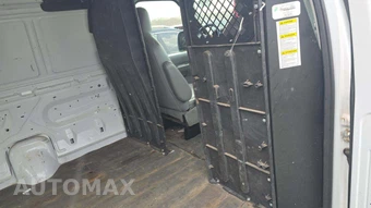 2014 Ford E-150 Commercial Cargo Van 138.0" WB - miniatura 22