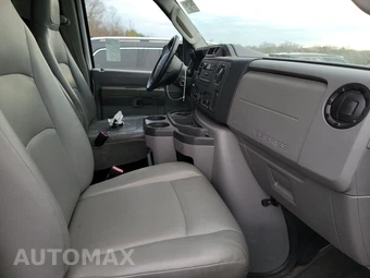 2014 Ford E-150 Commercial Cargo Van 138.0" WB - miniatura 8