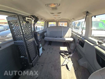 2014 Ford E-150 Wagon XLT 138.0" WB - miniatura 13