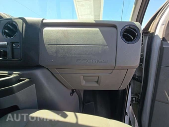 2014 Ford E-150 Wagon XLT 138.0" WB - miniatura 19