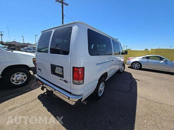 2014 Ford E-150 Wagon XLT 138.0" WB - miniatura 3