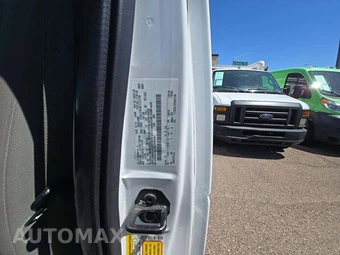 2014 Ford E-150 Wagon XLT 138.0" WB - miniatura 5