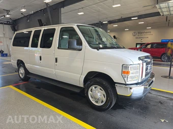 2014 Ford E-150 Wagon XLT 138.0" WB - miniatura 3