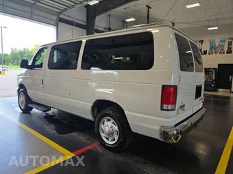 2014 Ford E-150 Wagon XLT 138.0" WB - miniatura 6