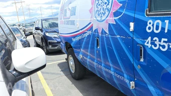2014 Ford E-250 Commercial Cargo Van 138.0" WB – miniatura 33