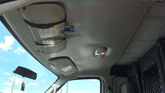 2014 Ford E-250 Commercial Cargo Van 138.0" WB – miniatura 39
