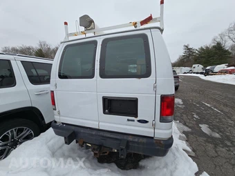 2014 Ford E-250 Commercial Cargo Van 138.0" WB - miniatura 5