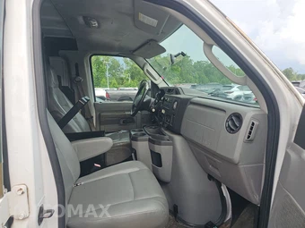 2014 Ford E-250 Commercial Cargo Van 138.0" WB – miniatura 27