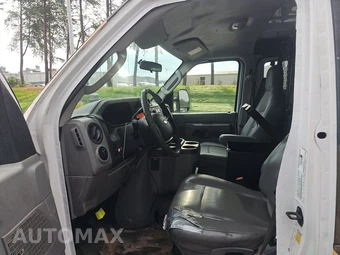2014 Ford E-250 Commercial Cargo Van 138.0" WB – miniatura 5