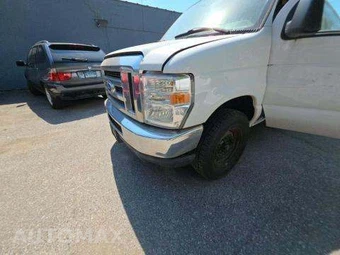 2014 Ford E-250 Commercial Cargo Van 138.0" WB – miniatura 23