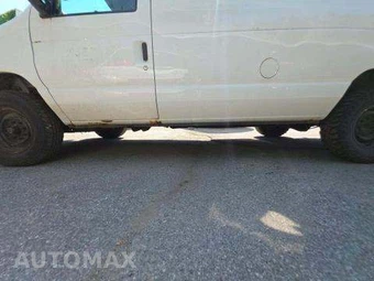 2014 Ford E-250 Commercial Cargo Van 138.0" WB – miniatura 29