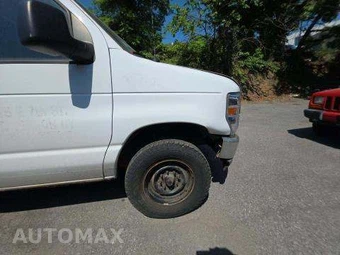 2014 Ford E-250 Commercial Cargo Van 138.0" WB – miniatura 35