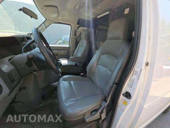 2014 Ford E-250 Commercial Cargo Van 138.0" WB – miniatura 6