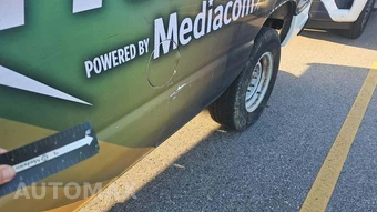 2014 Ford E-250 Commercial Cargo Van 138.0" WB – miniatura 13