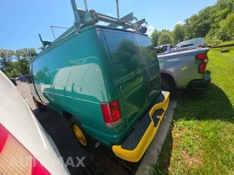 2014 Ford E-250 Commercial Cargo Van 138.0" WB – miniatura 10