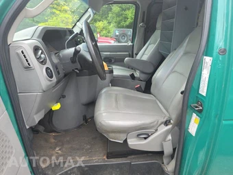 2014 Ford E-250 Commercial Cargo Van 138.0" WB – miniatura 5