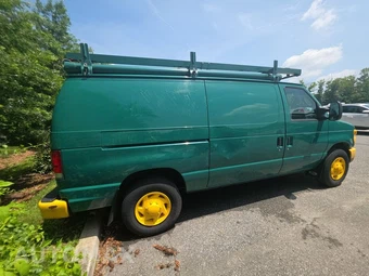2014 Ford E-250 Commercial Cargo Van 138.0" WB – miniatura 23