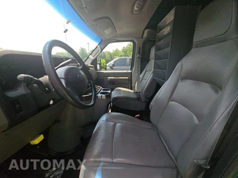 2014 Ford E-250 Commercial Cargo Van 138.0" WB – miniatura 24