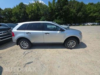2014 Ford Edge SE – miniatura 4
