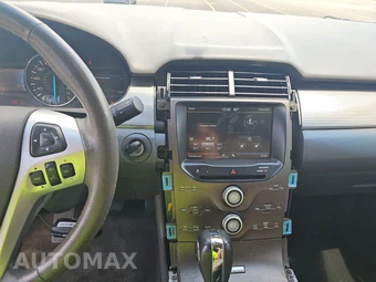 2014 Ford Edge SEL – miniatura 11