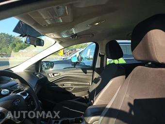 2014 Ford Escape S – miniatura 17