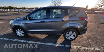 2014 Ford Escape S - miniatura 7