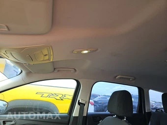 2014 Ford Escape S – miniatura 18