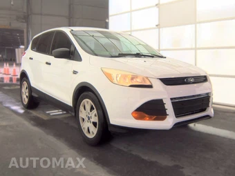 2014 Ford Escape S – miniatura 3
