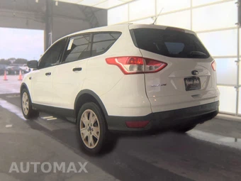 2014 Ford Escape S – miniatura 6