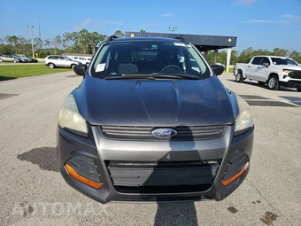 2014 Ford Escape S – miniatura 2