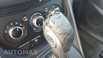 2014 Ford Escape S – miniatura 30