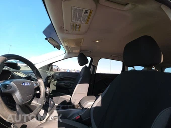 2014 Ford Escape S – miniatura 21