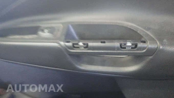 2014 Ford Escape S – miniatura 27