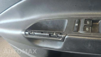 2014 Ford Escape S – miniatura 29