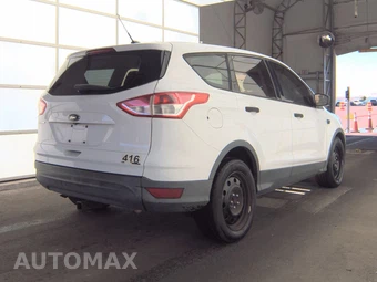 2014 Ford Escape S – miniatura 4
