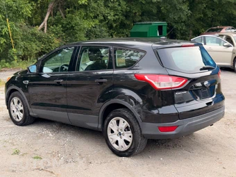 2014 Ford Escape S - miniatura 5