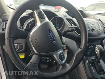 2014 Ford Escape S – miniatura 10
